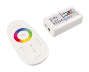 Controller RGBW con il telecomando via radio 24A